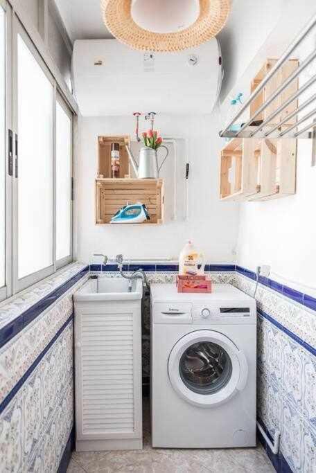 רונדה III Apartamentos Morales & Arnal Acogedor Y A 450M מראה חיצוני תמונה