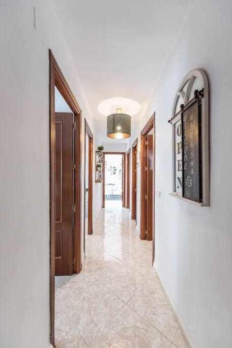 רונדה III Apartamentos Morales & Arnal Acogedor Y A 450M מראה חיצוני תמונה