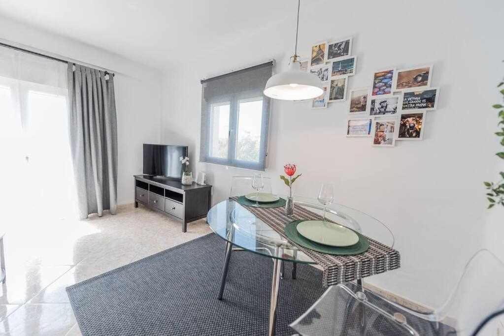 רונדה III Apartamentos Morales & Arnal Acogedor Y A 450M מראה חיצוני תמונה